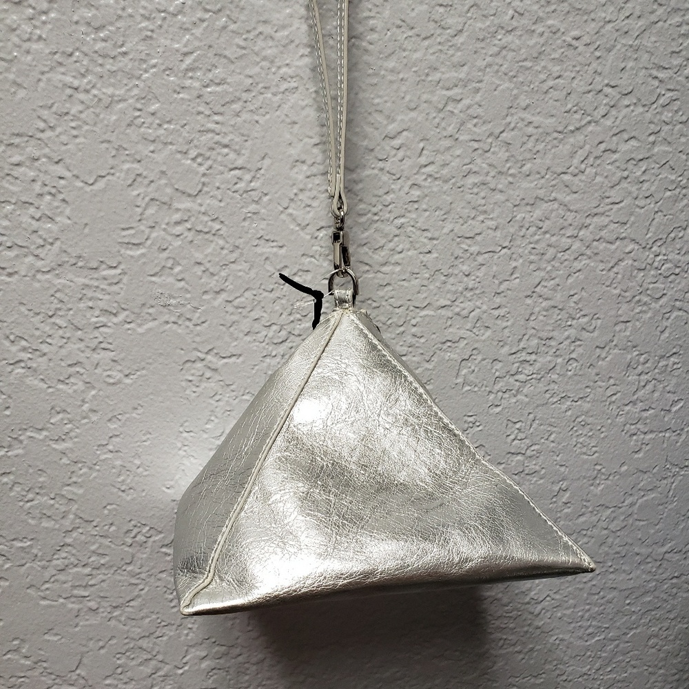 Worth New York Geometric Wristlet